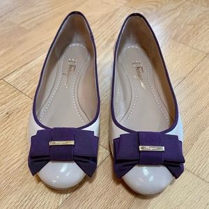 My Ferragamo Bow Flat shoes size 6